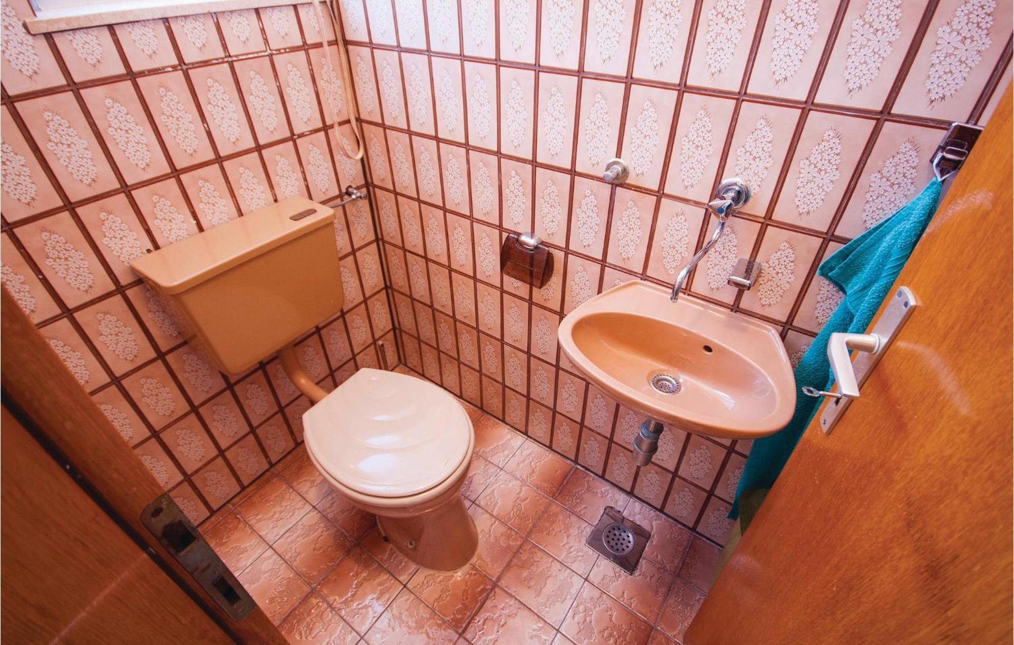 Cozy Home In Dolac With Kitchen Primošten Extérieur photo
